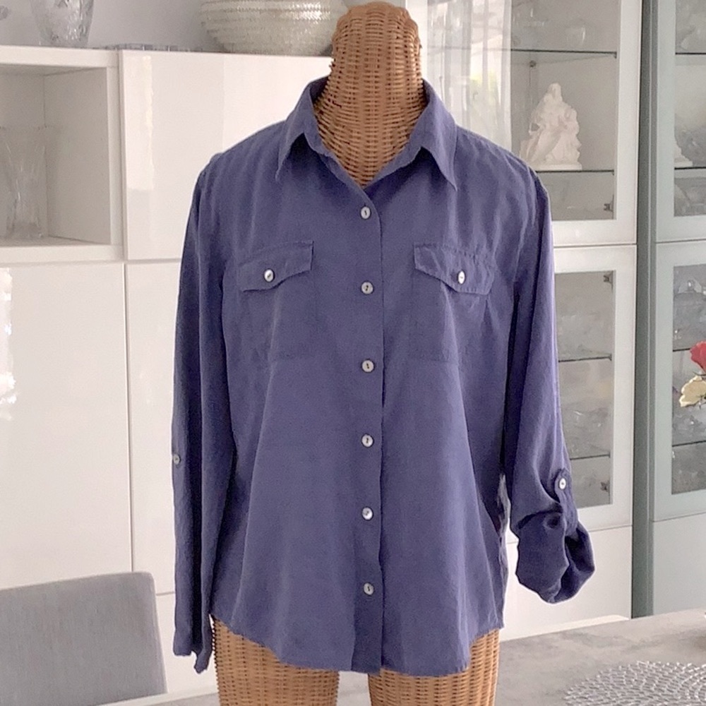 Chico’s Design women’s 100% silk shirt, size 2